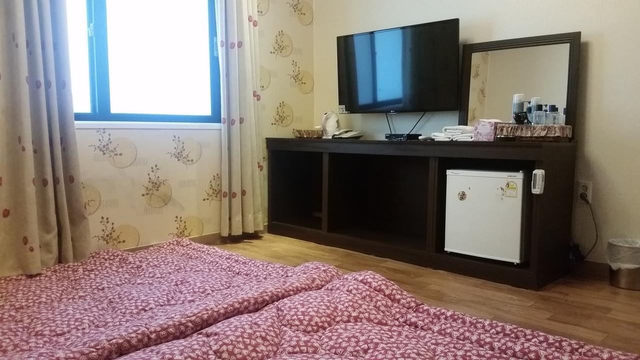 Hill Park Hotel Csedzsu Kültér fotó